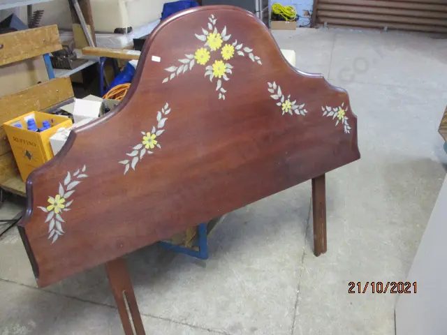 Headboard Image 1++