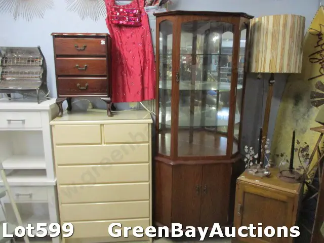 Corner China Cabinet Image 1++