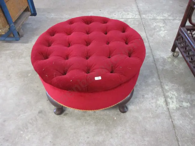 Queen Anne Footstool Image 1++