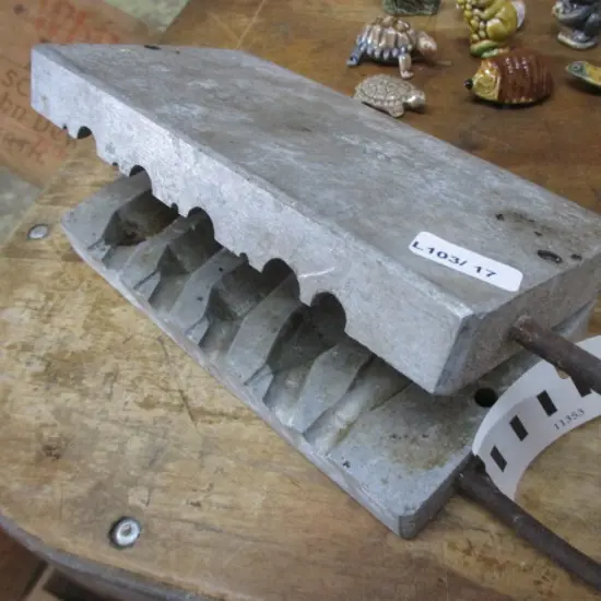 Sinker Mold