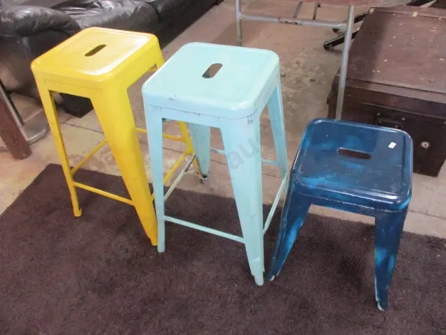 3 Metal Stools Image 1++
