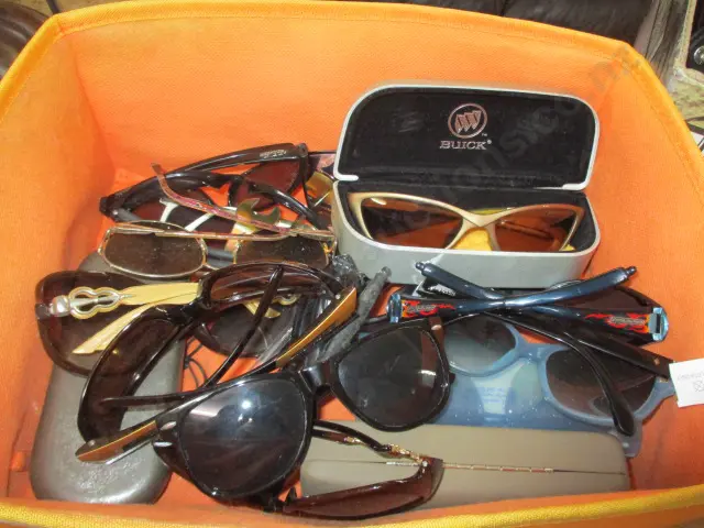Sunglasses Image 1++