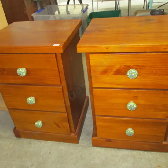 Pr Bedside Cabs
