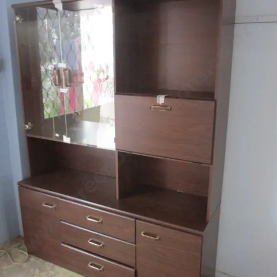 Retro Wall Unit