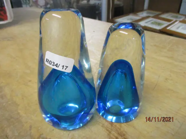 2 Art Glass Paperweights Image 1++