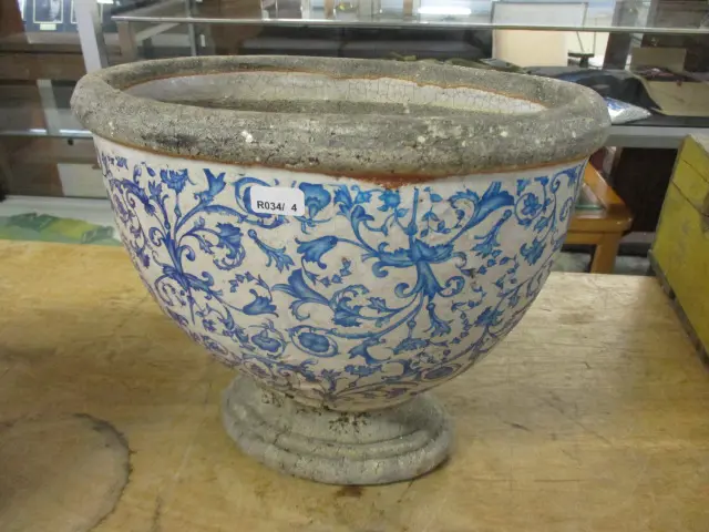 Concrete planter Image 1++