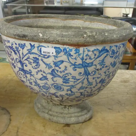 Concrete planter