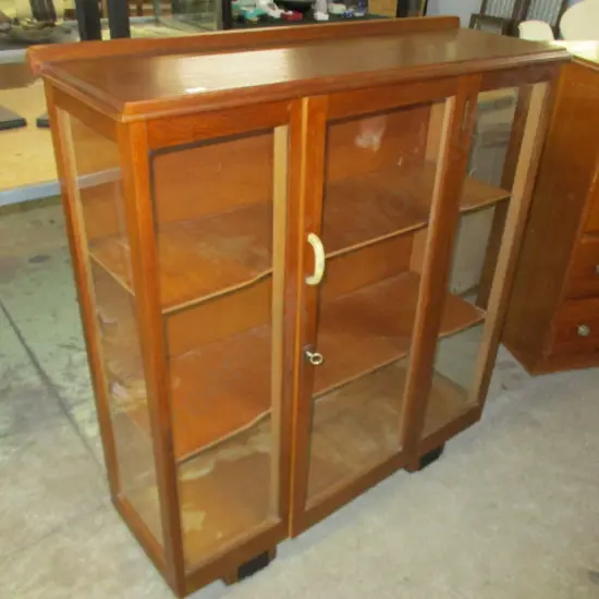 Oak China Cab