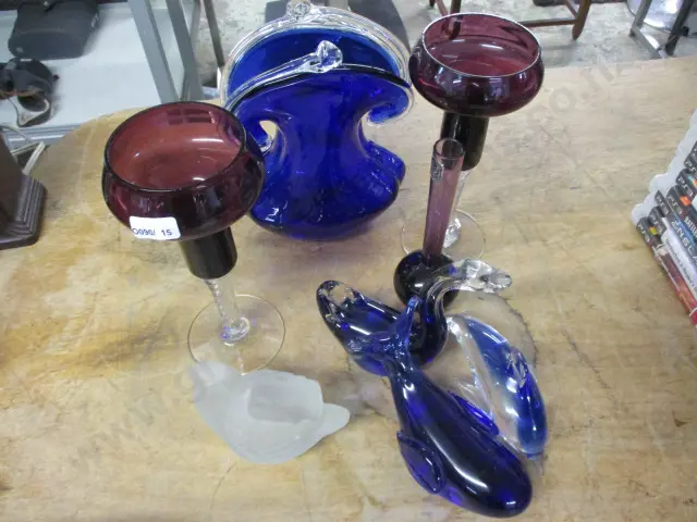 Collectable Glassware Image 1++