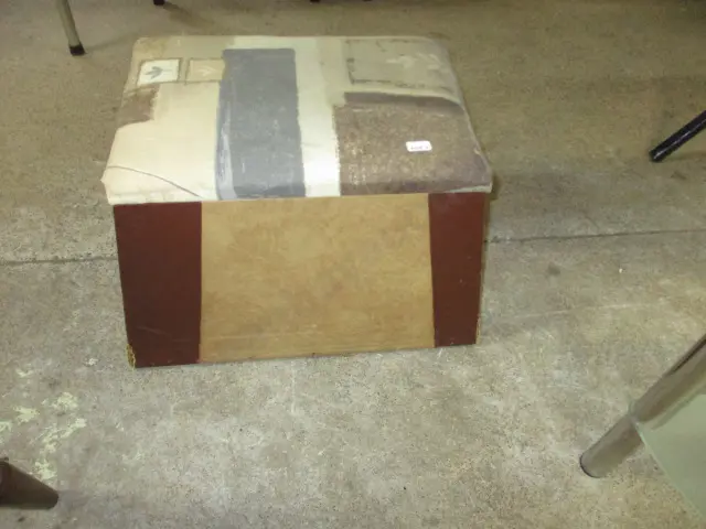 Small Ottoman Image 1++