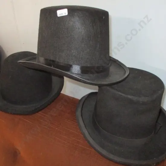 3 Hats