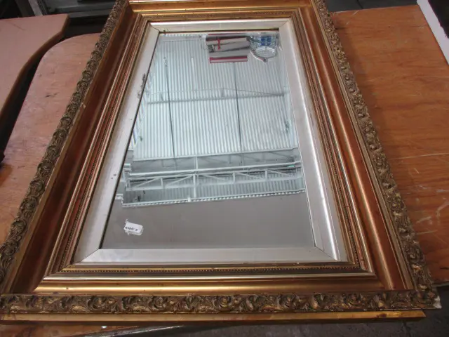 Gilt Framed Mirror Image 1++