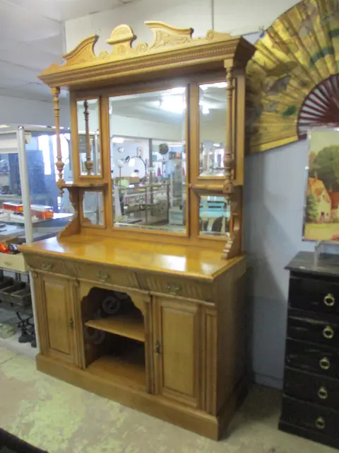 Kauri Mirror Backed Sideboard Image 1++