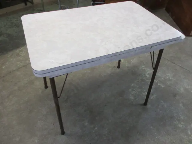 Retro Formica Table Image 1++