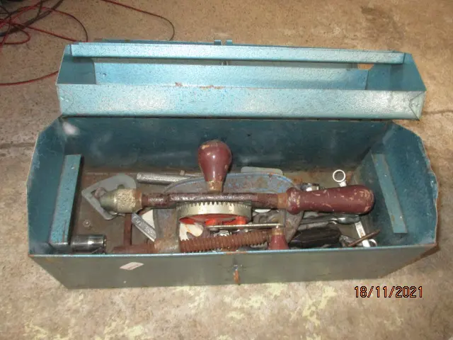 Toolbox and Contents Image 1++