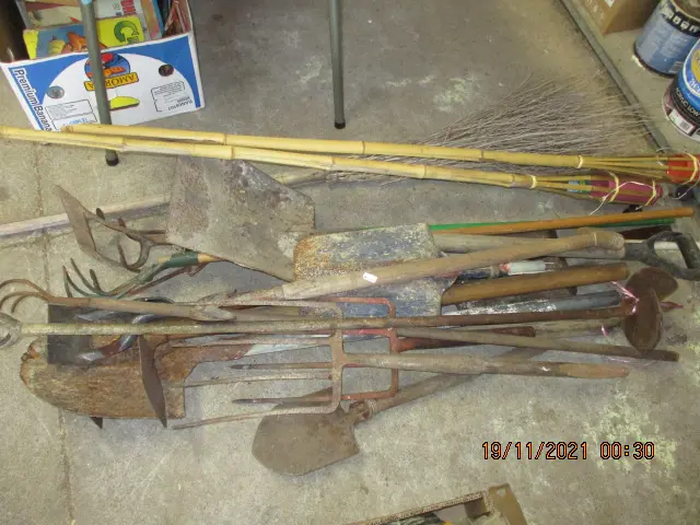 Garden Tools Image 1++