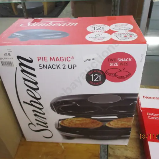 Pie maker