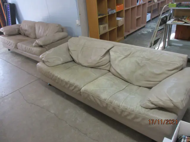 Pr Italian Leather Couches Image 1++