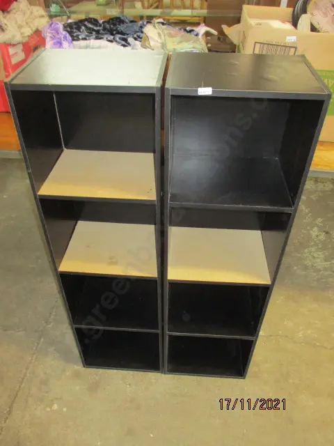 2 Shelves Image 1++
