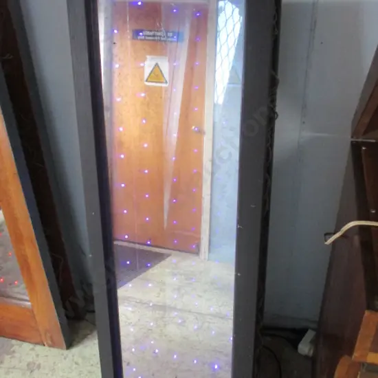 Infinity Window