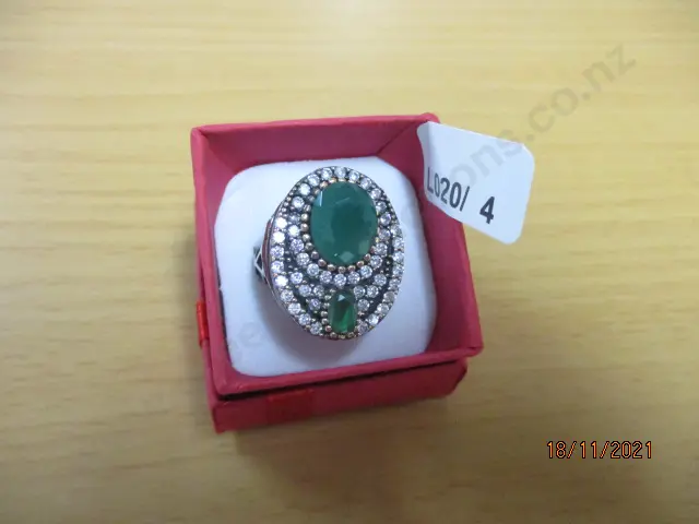 Emerald Ring Image 1++