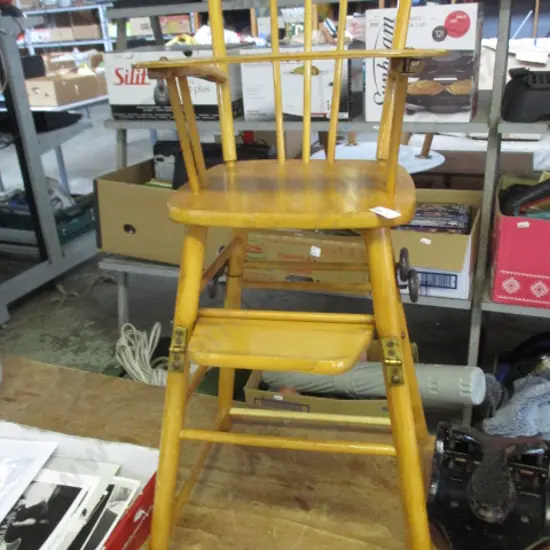 Dolls Highchair