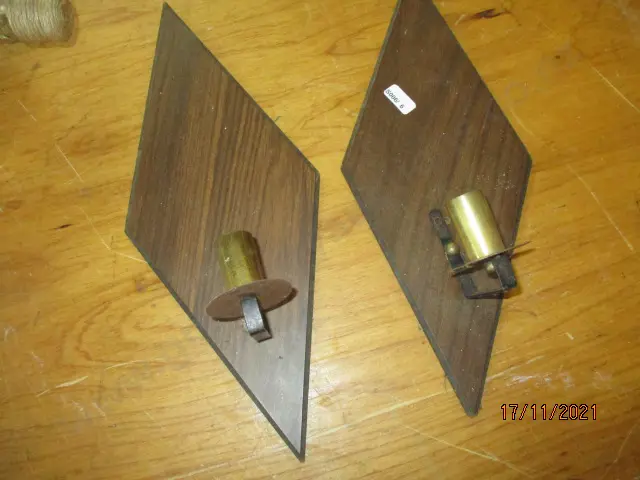 Retro Sconses Image 1++