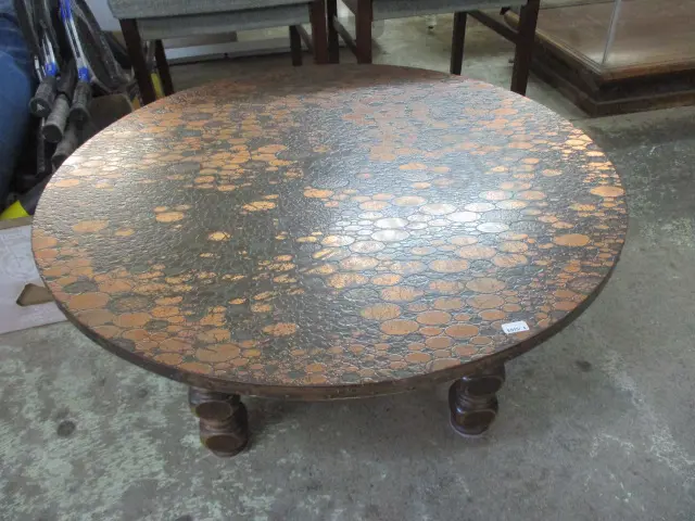 Retro Coffee Table Image 1++