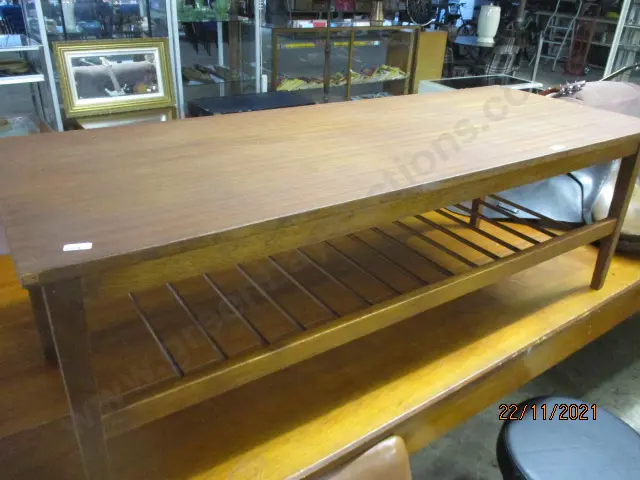 Retro Coffee Table Image 1++