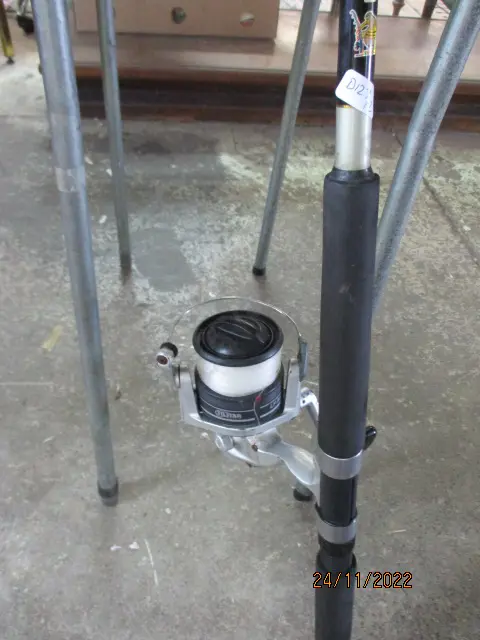 Rod and Reel Image 1++