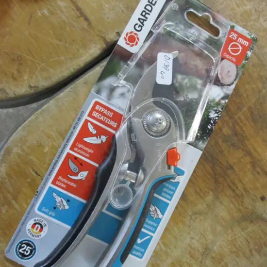 Pruner