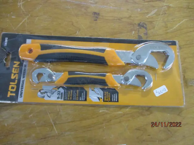 Wrenches Image 1++