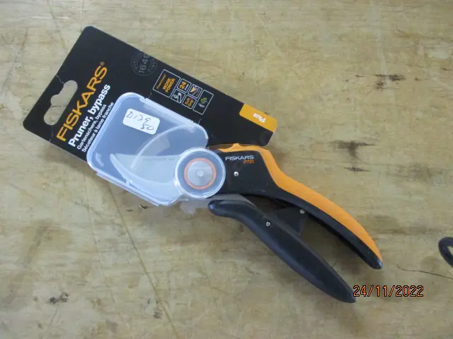Pruner Image 1++