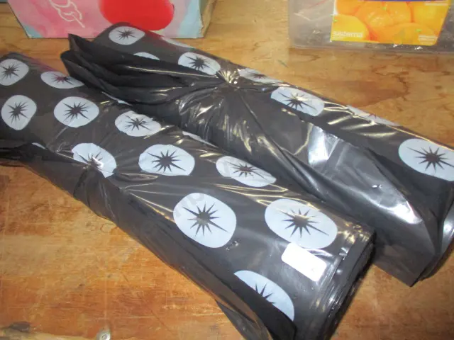 Rubish Bags Image 1++