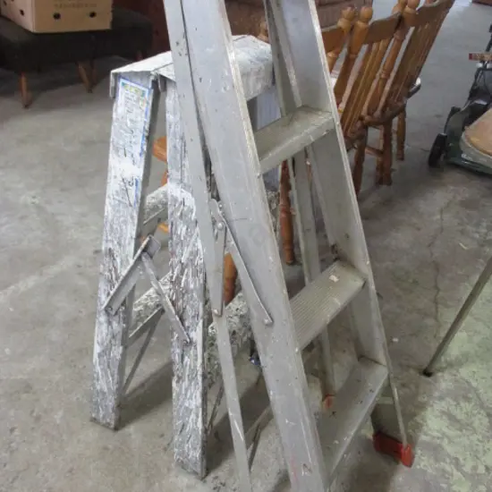 2 Ladders