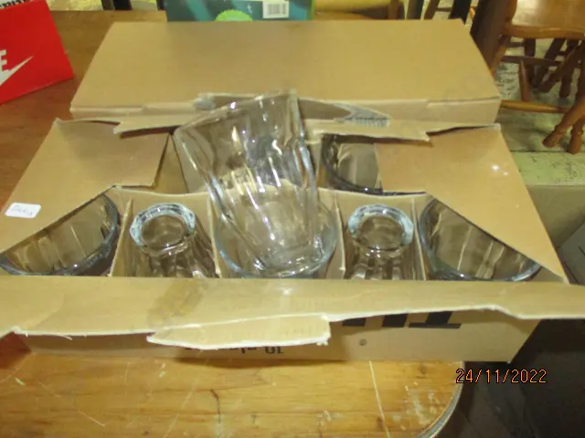 2 Boxes Glasses Image 1++