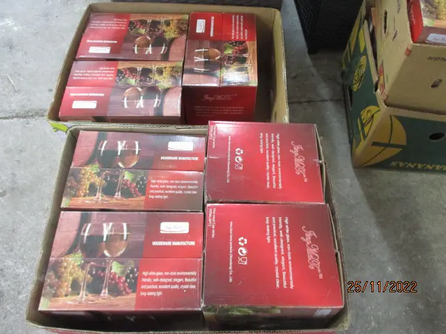 2 Boxes Glasses Image 1++