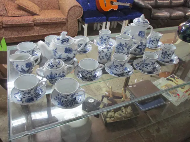 Blue Danube Tea and Coffeeware Image 1++