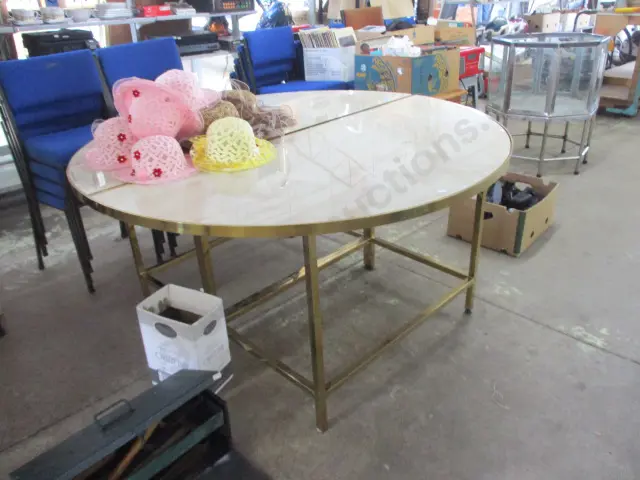 Mid Century Round Marble Table Image 1++