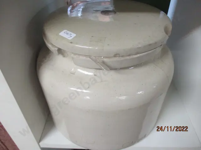 Stone Jar Image 1++