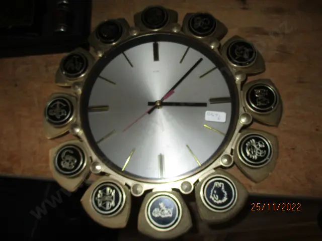 Retro Clock Image 1++