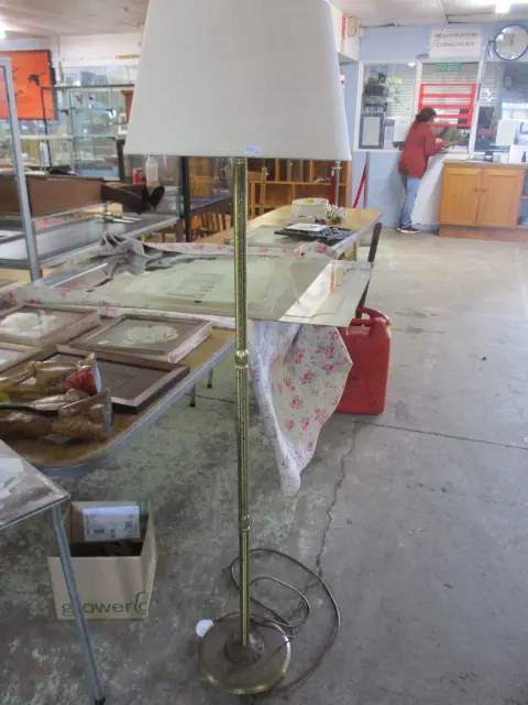 Brass Lamp Image 1++