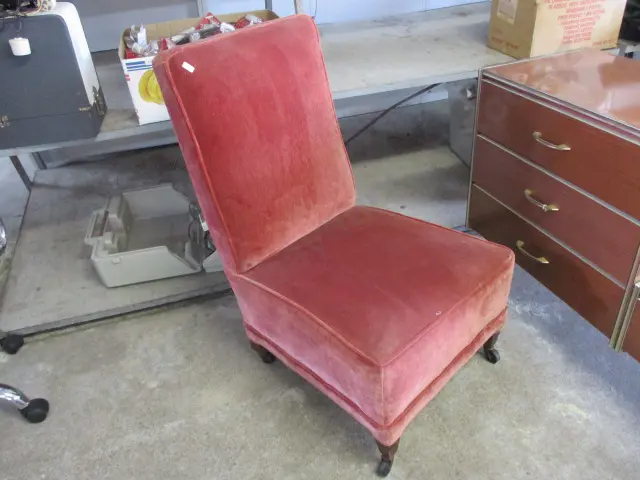 Bedroom Chair Image 1++