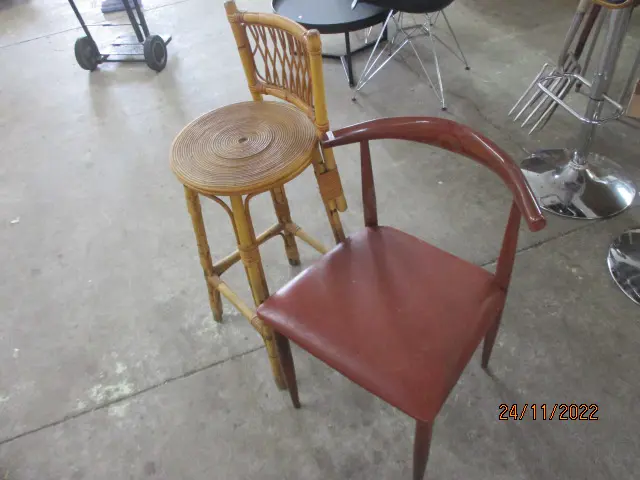 Chair and Stool Image 1++