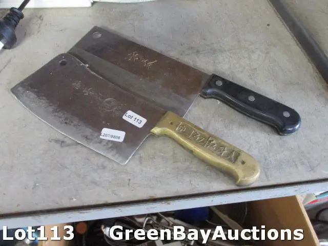 2 Cleavers Image 1++