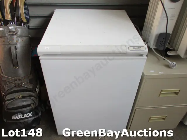 Chest Freezer Image 1++