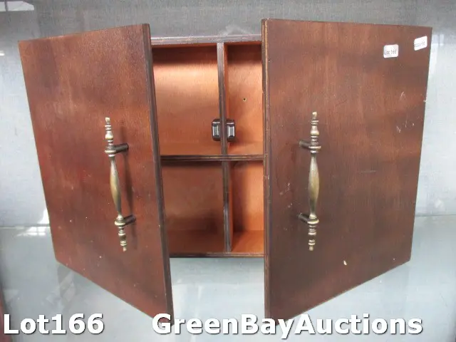 Collecors Cabinet Image 1++