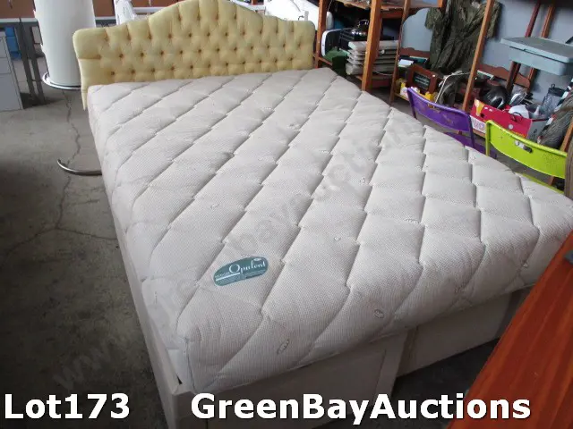 Split Base Queen Bed Image 1++