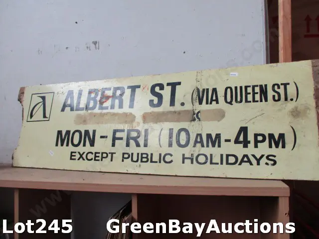 Auckland Transport Sign Image 1++