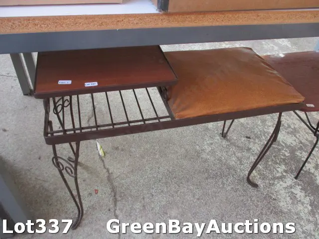 Phone Table Image 1++